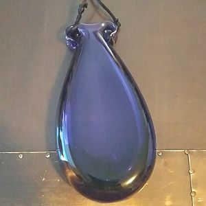 Janet Zug Amphora plum crystal glass vase. Signed piece - ZUGGLASS
